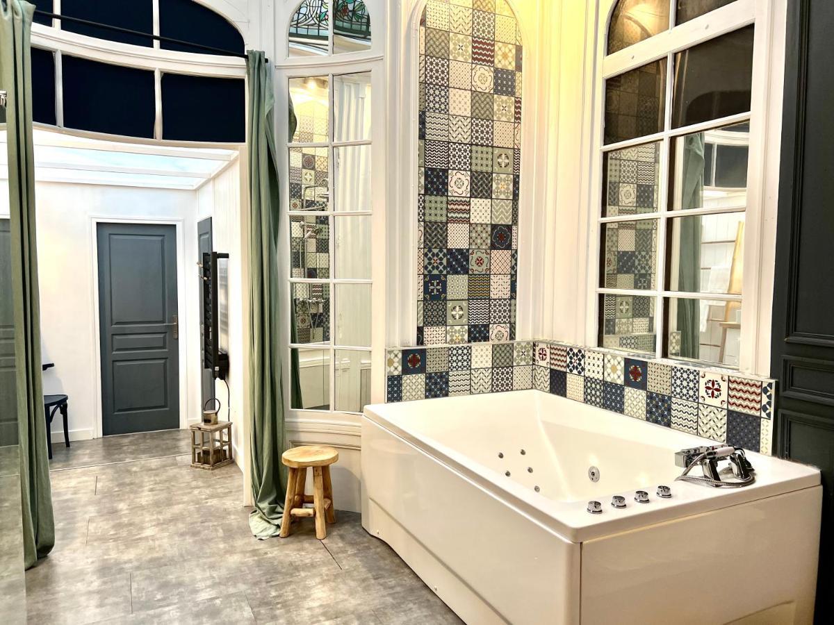 Le Dome Apartment